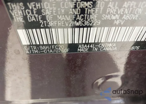 2017 Toyota Rav4 Xle из США, поврежденный, VIN 2T3RFREV2HW636229